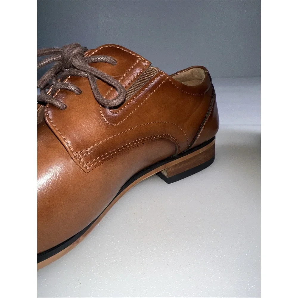 Guess GMSULAI-R Men's 8.5 Cognac Cap Toe Oxford Dress Shoes Brown Lace Up Excell
